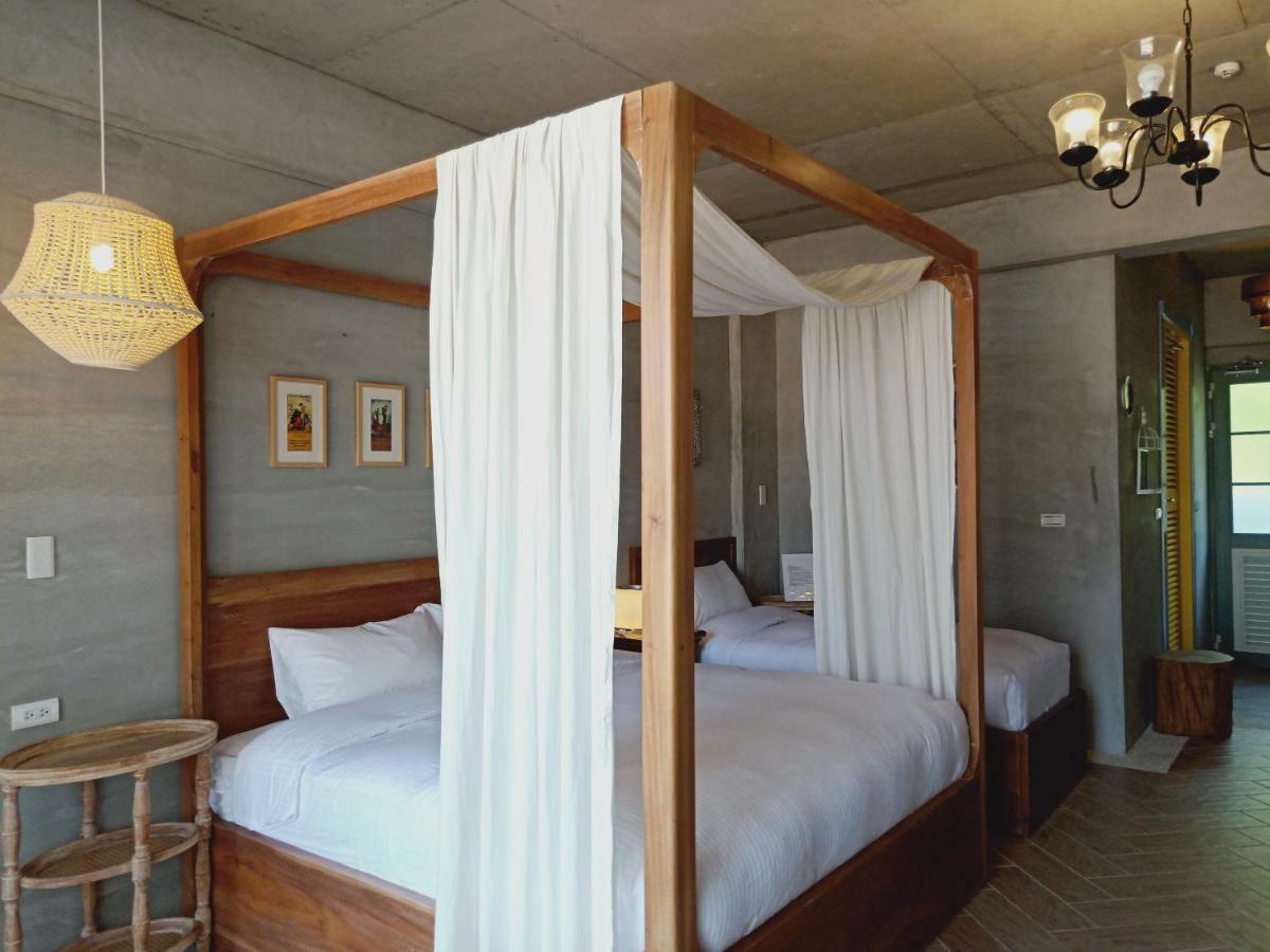 Bed and Breakfast Moose & Squirrel Renai Exterior foto